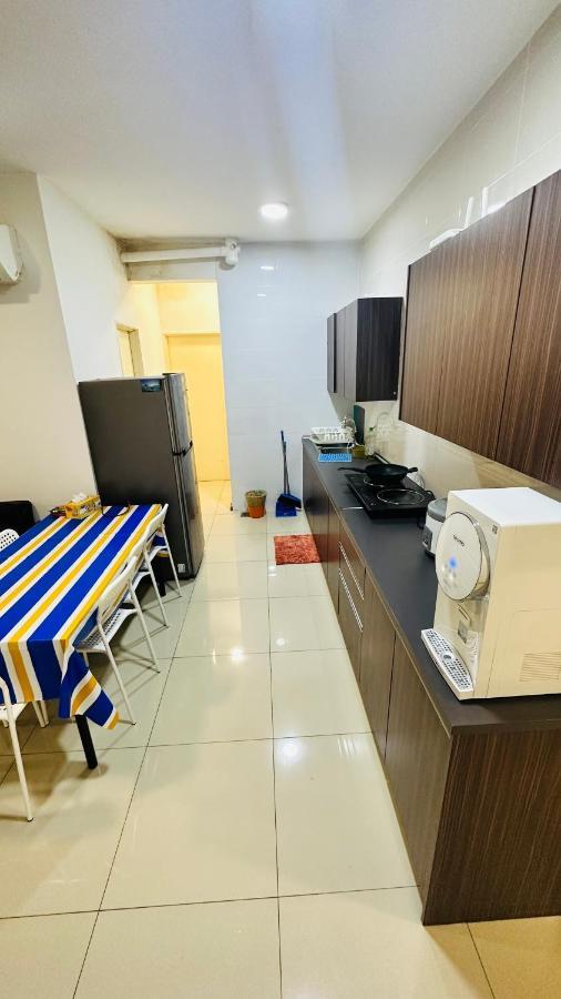 Vista Alam Roomstay Homestay شاه علام المظهر الخارجي الصورة
