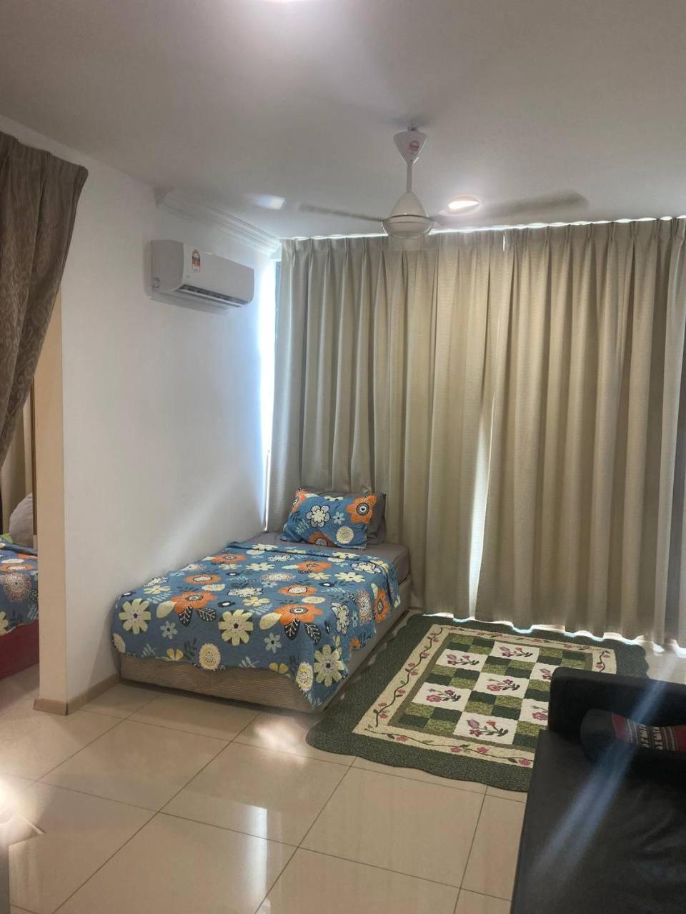 Vista Alam Roomstay Homestay شاه علام المظهر الخارجي الصورة