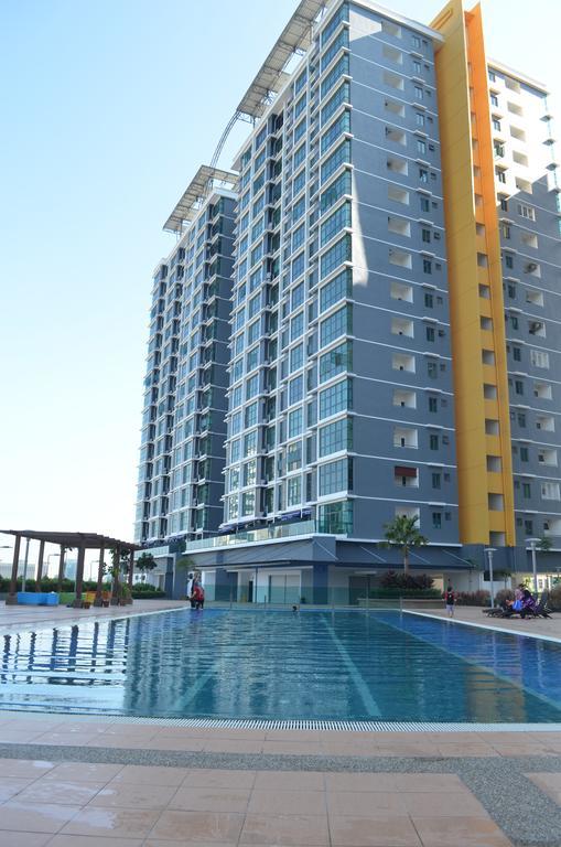 Vista Alam Roomstay Homestay شاه علام المظهر الخارجي الصورة